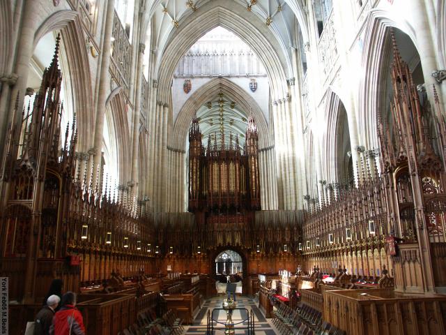 PICT5397-Minster_quire