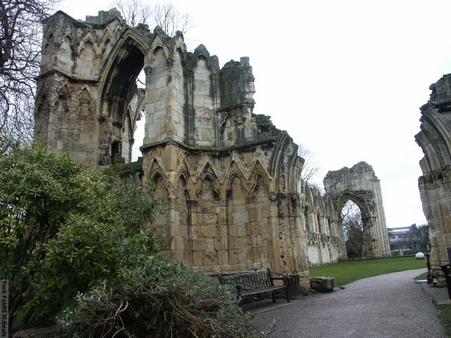 PICT5527-St_Marys_ruins